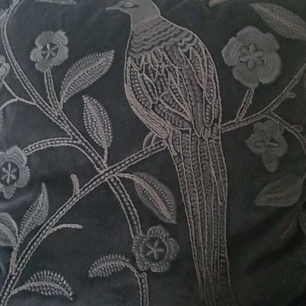 Threshold blue VELVET toss pillow - Picture 6 of 9